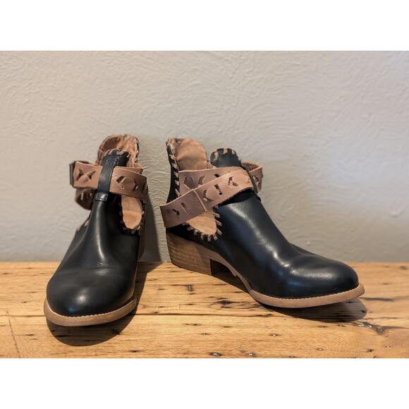 Musse & Cloud Black Brown Leather Aina Strapped Side Buckled Boots US Size 7 - Picture 11 of 11